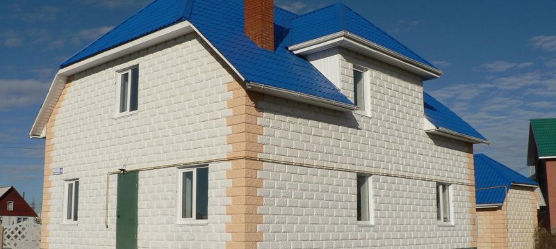 Фасад дома из пеноблоков