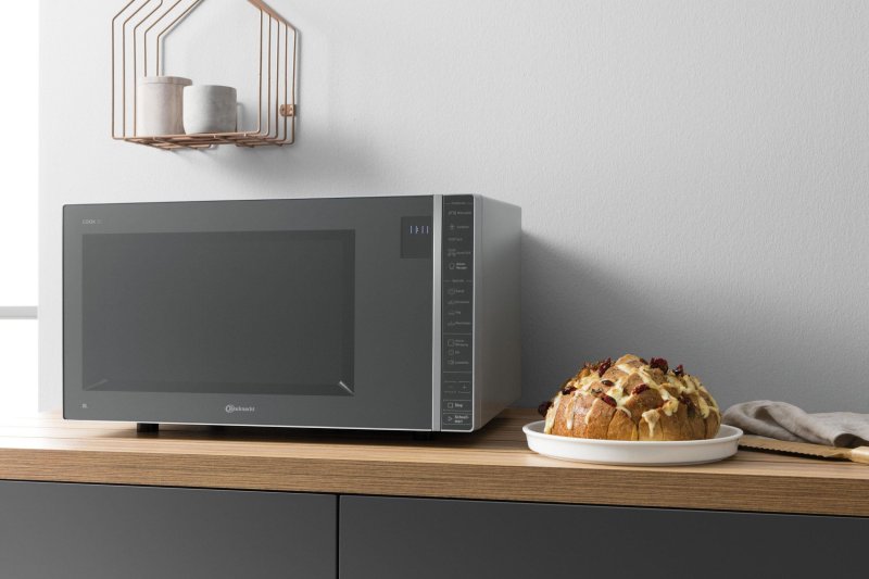 Микроволновая печь whirlpool