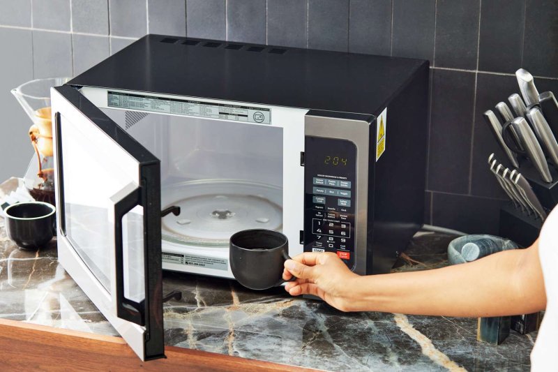 Microwave oven