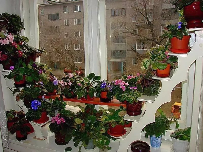 Полка для цветов на окно