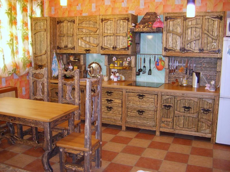 Деревянные кухни под старину