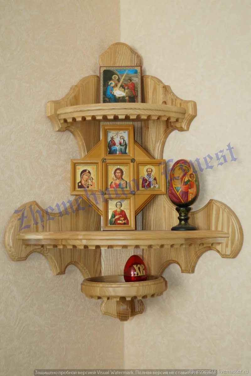 Угловая полочка для икон