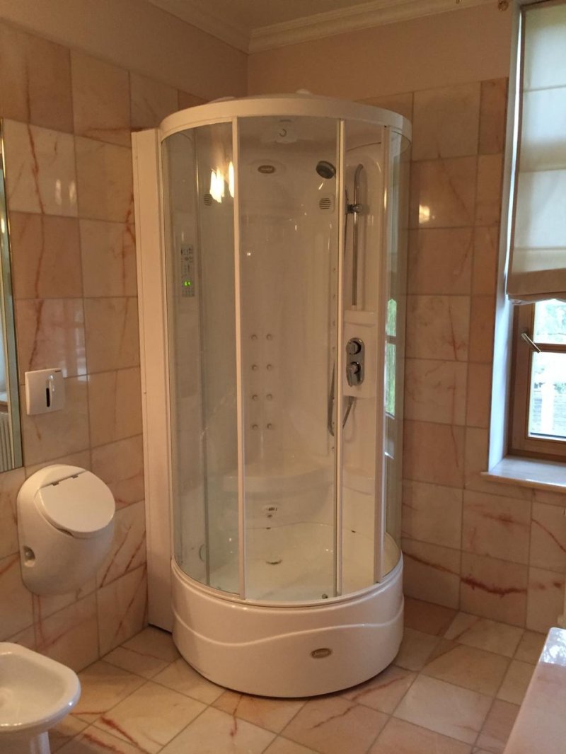 Jacuzzi flexa tower