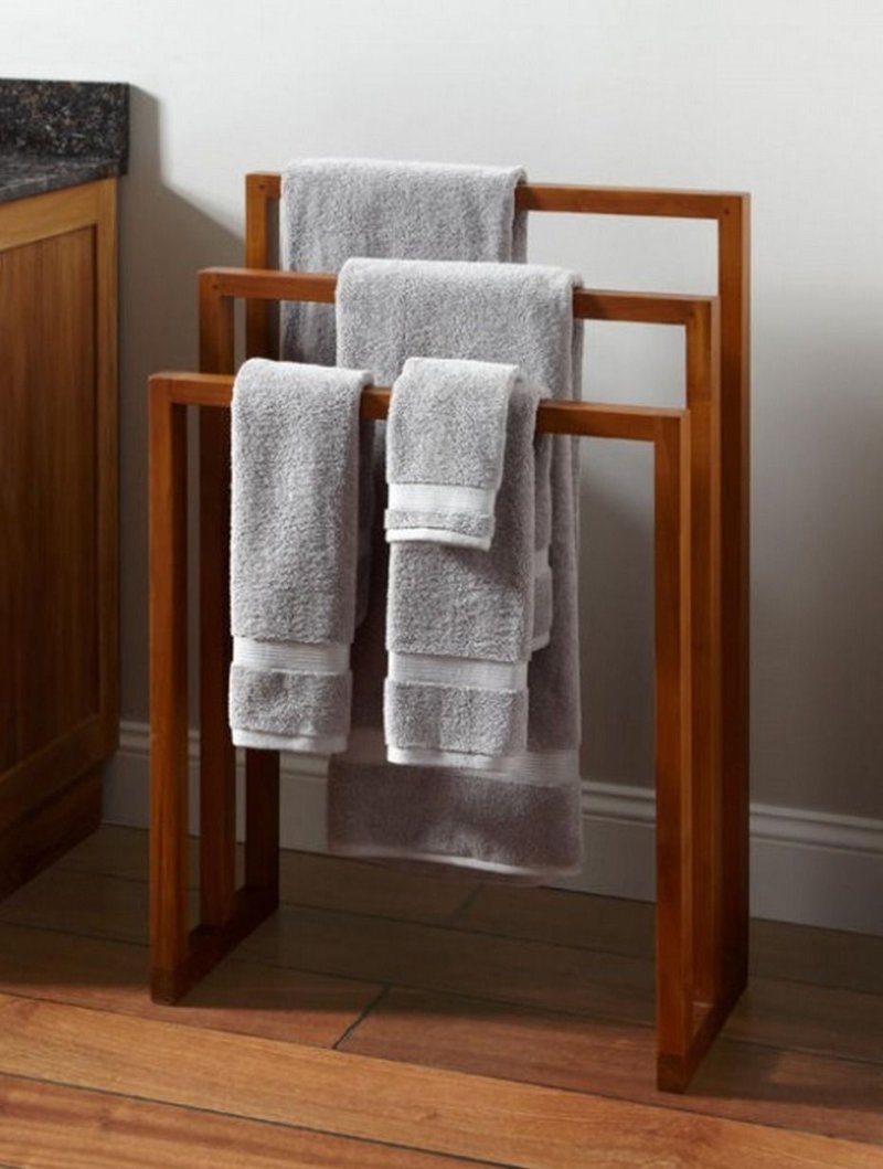 Towel rack
