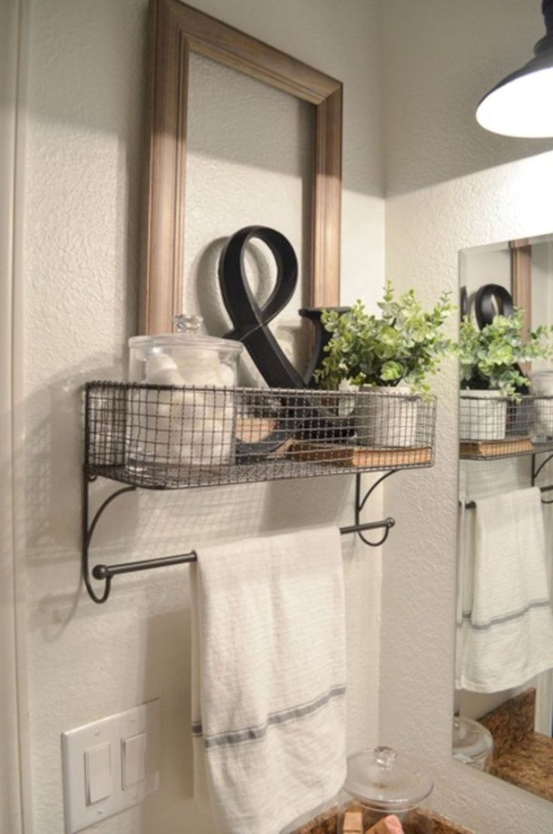 Farmhouse bathroom