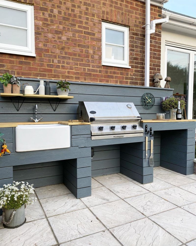 Outdoor kitchen design