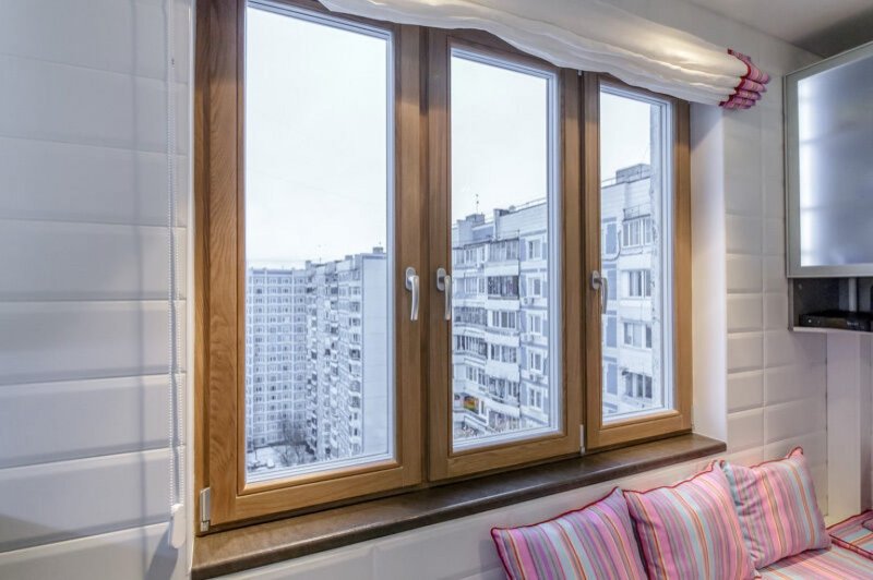 Окна рехау трехстворчатое