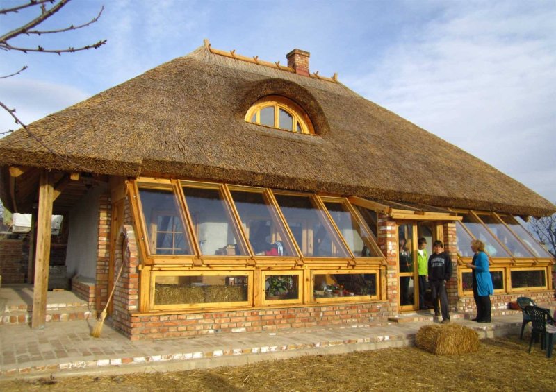 Саманный экодом