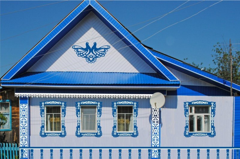 Дом с резными наличниками