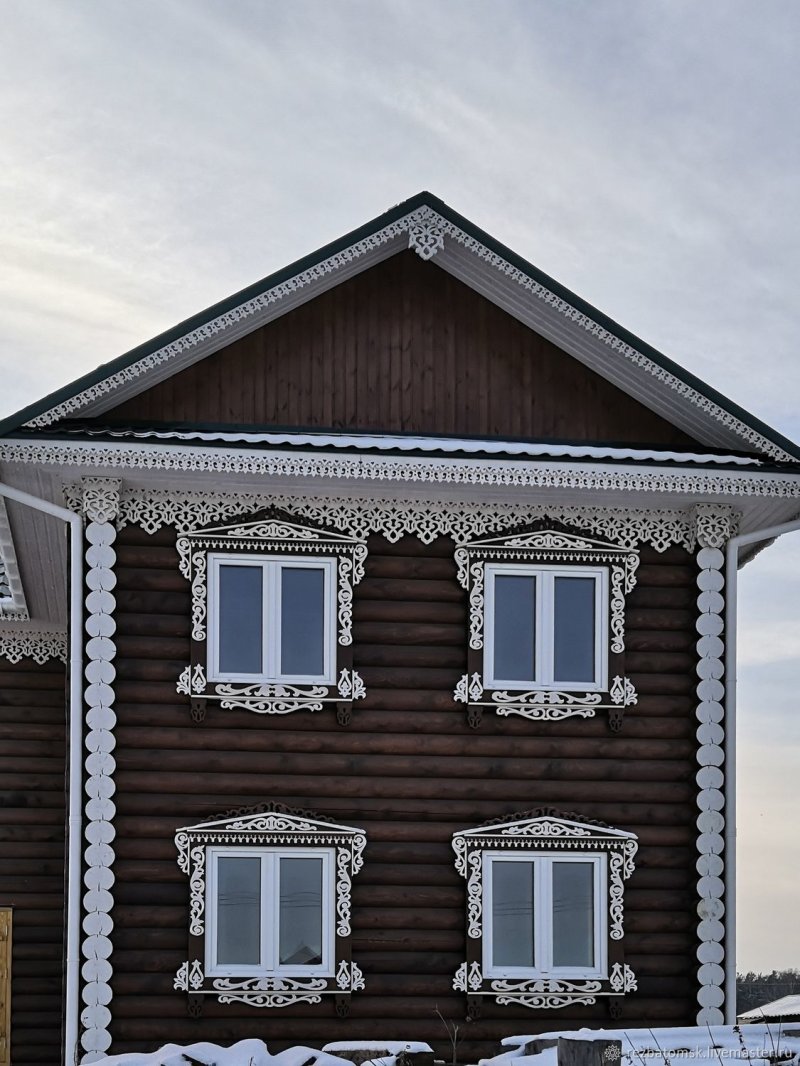 Резные деревянные наличники