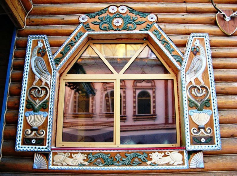 Резные деревянные наличники
