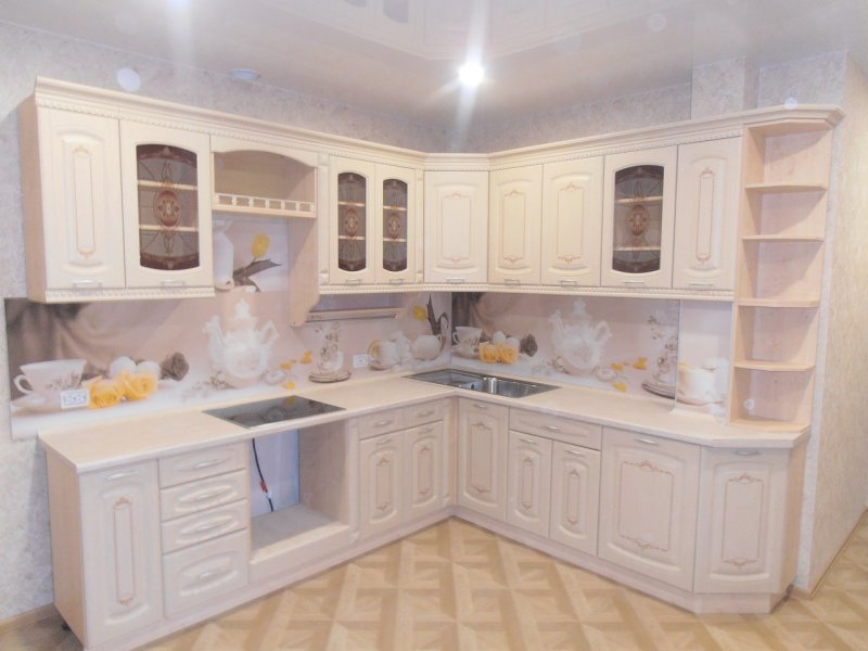 Кухни классика светлые угловые