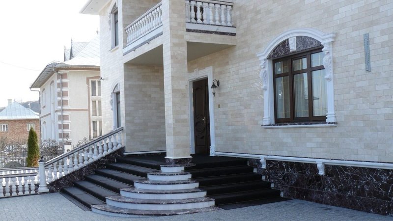 Балясины дагестанский камень