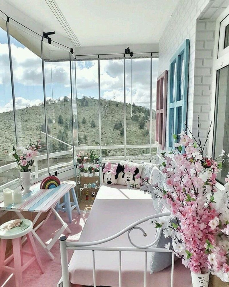 Balkon dekorasyonu