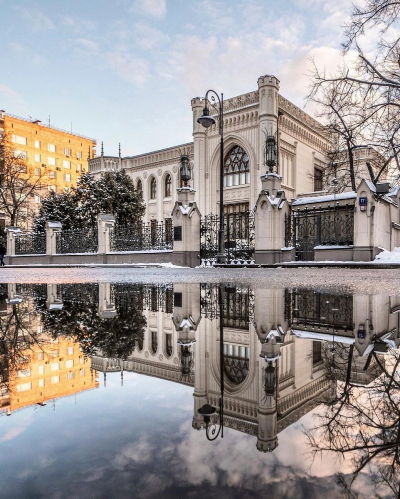 Патриаршие пруды особняк морозовой
