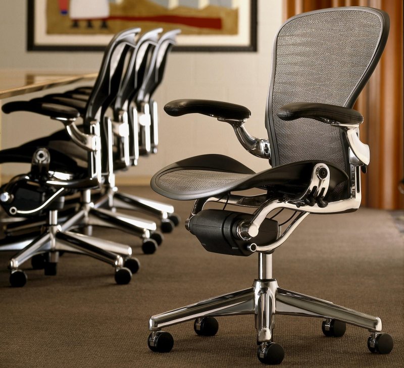 Офисное кресло herman miller aeron
