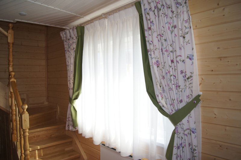 Шторы для дачи в деревянном доме короткие