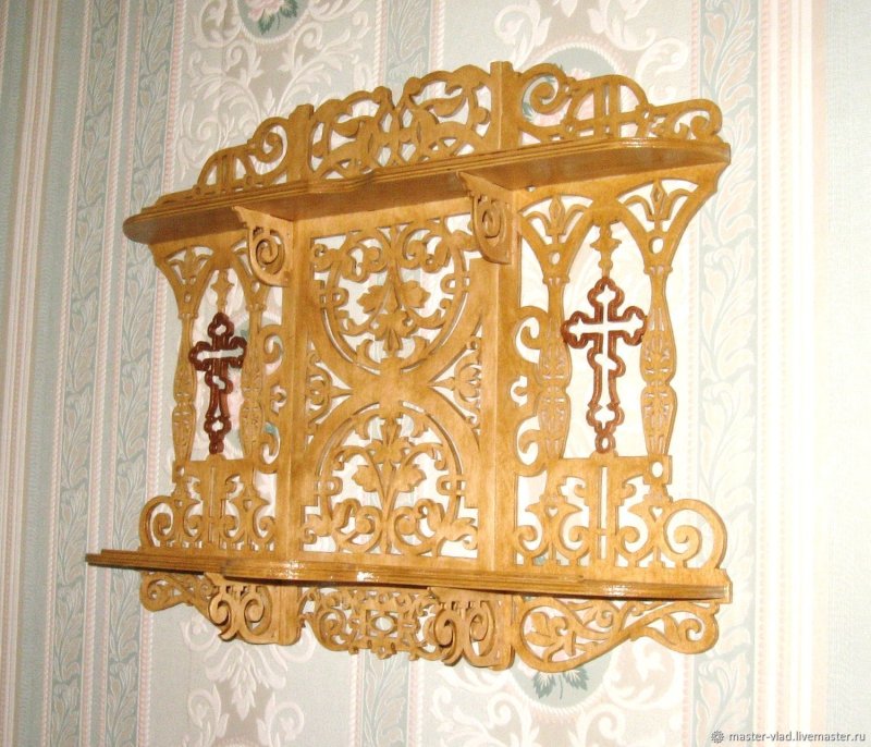 Резная полка