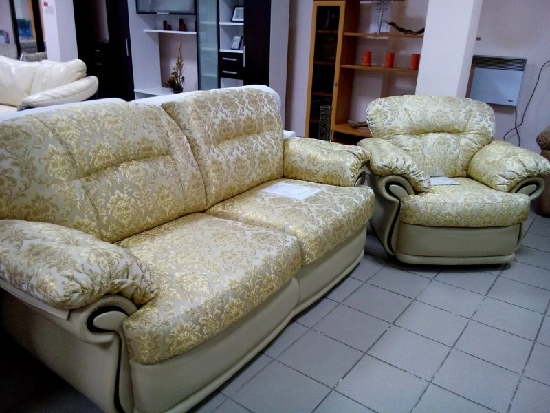 Диван с креслами