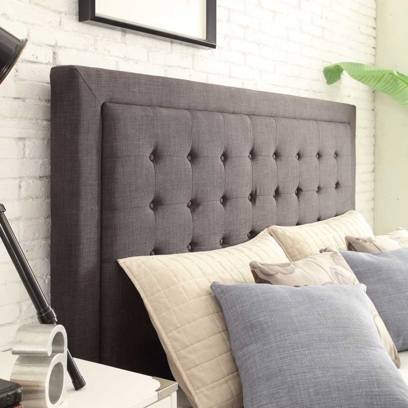 Кровать tufted headboard