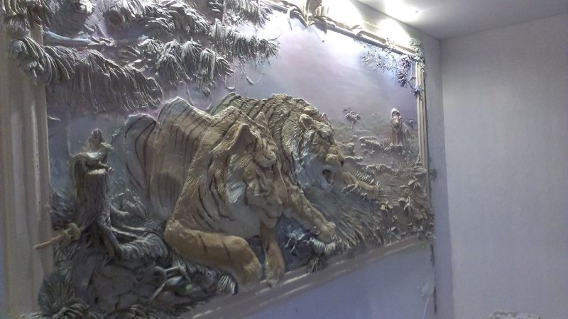 Барельеф лев