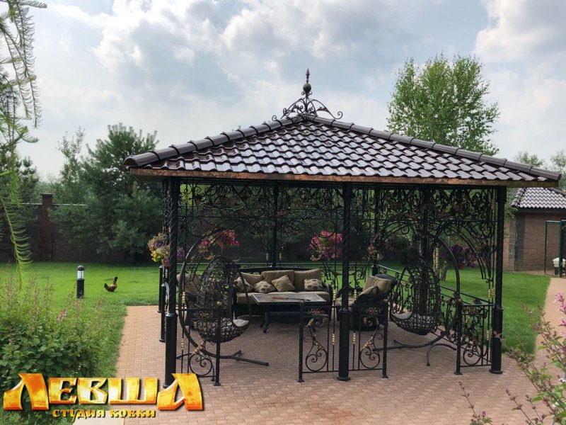 Кованая беседка