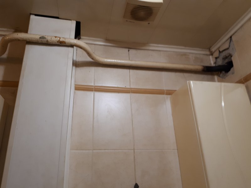 Короб для газовой трубы