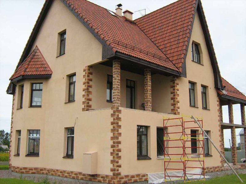 Фасад дома штукатурка