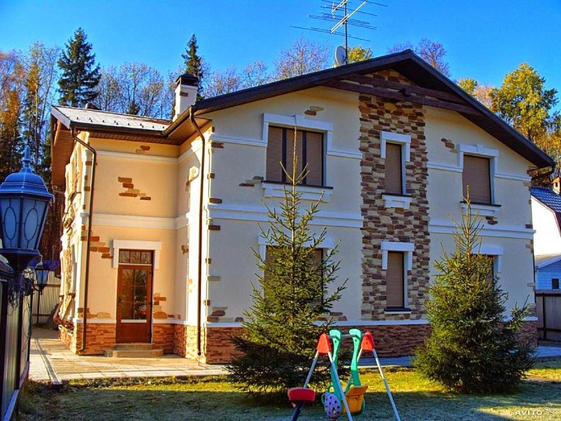 Фасад дома штукатурка