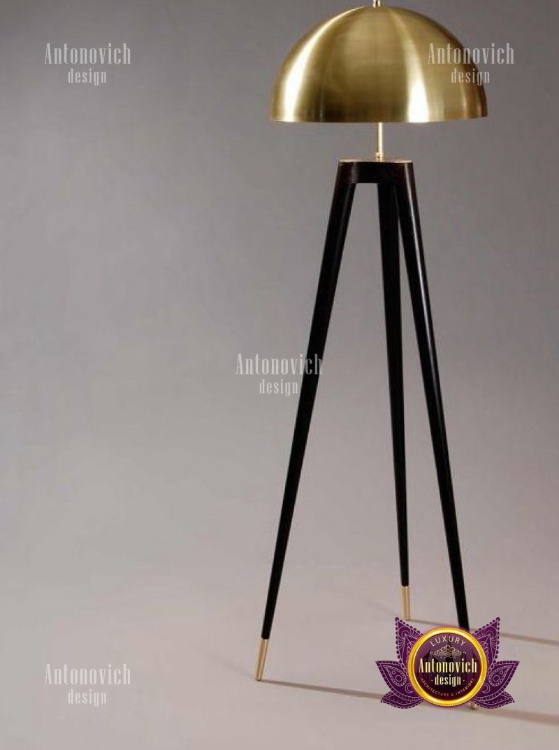 Торшер fife tripod floor lamp