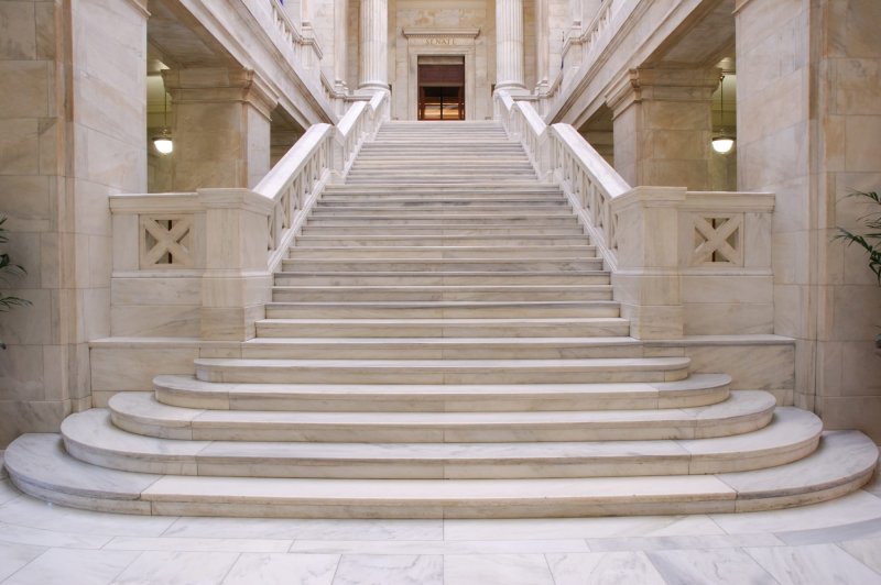 Мраморная лестница
