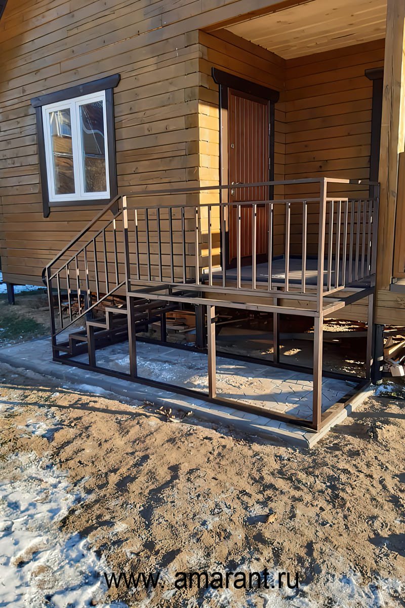 Металлические крыльца