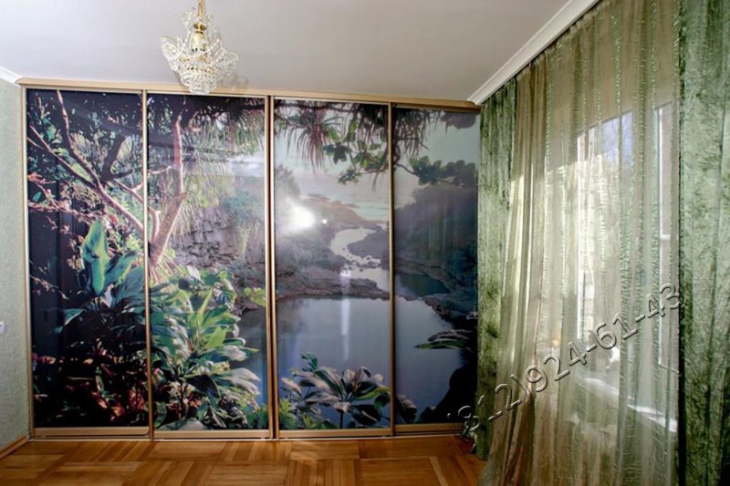Шкафы купе с фотопечатью на стекле