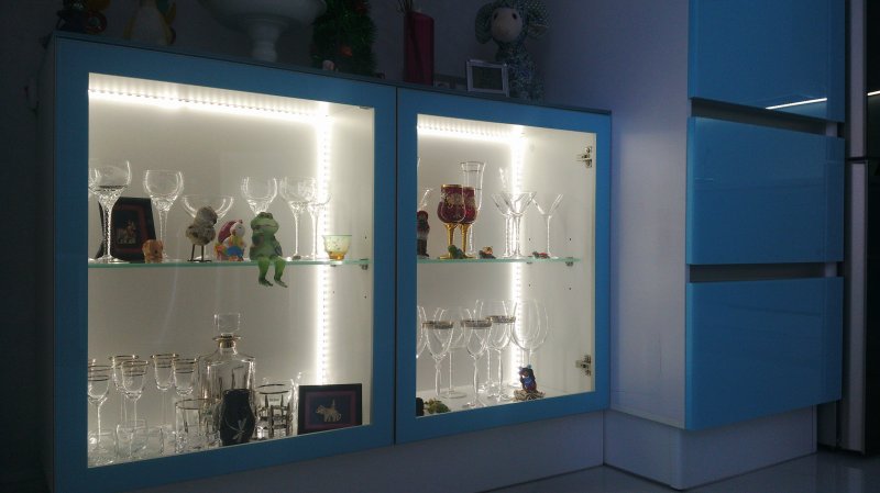Полка с подсветкой