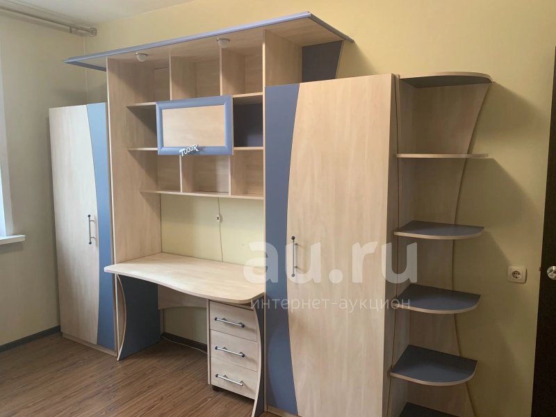 Школьная стенка со столом