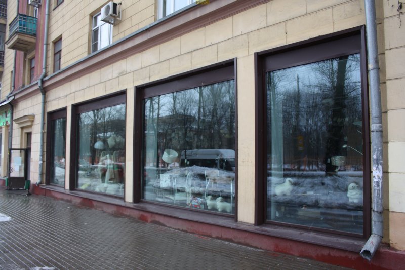 Остекление витрин
