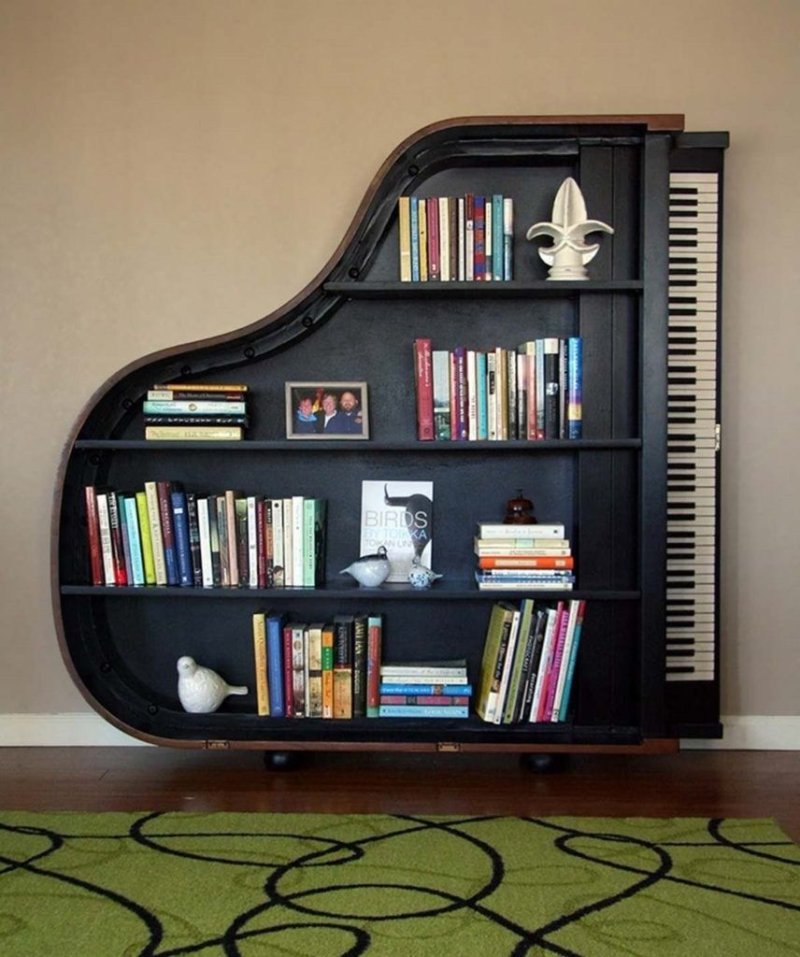 Книжная полка