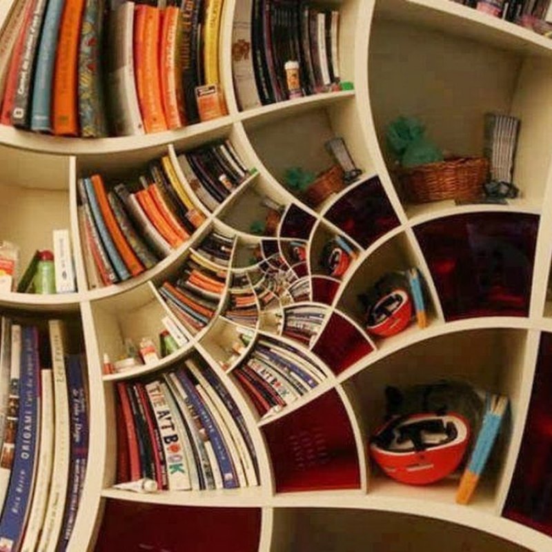 Необычные книжные стеллажи