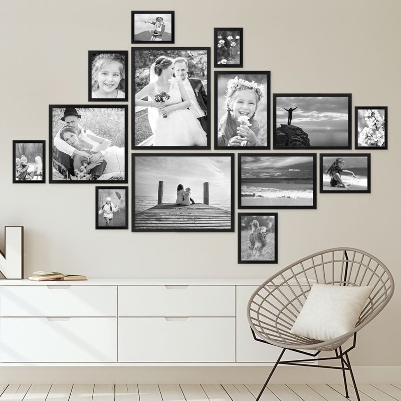 Фоторамки на стене в интерьере