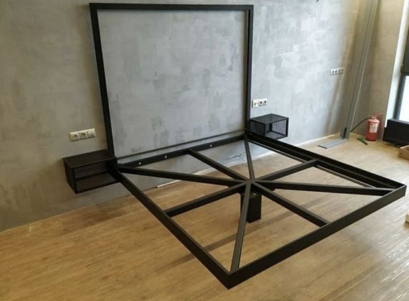 Парящая кровать своими руками из металла