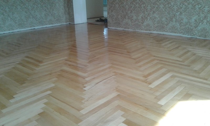 Циклевка паркета елочка