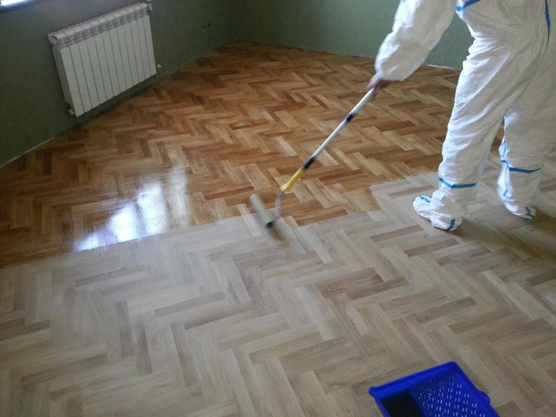 Лакировка паркета