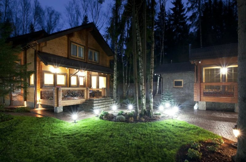 Подсветка участка загородного