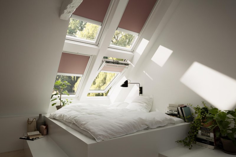 Штора для мансардных окон velux