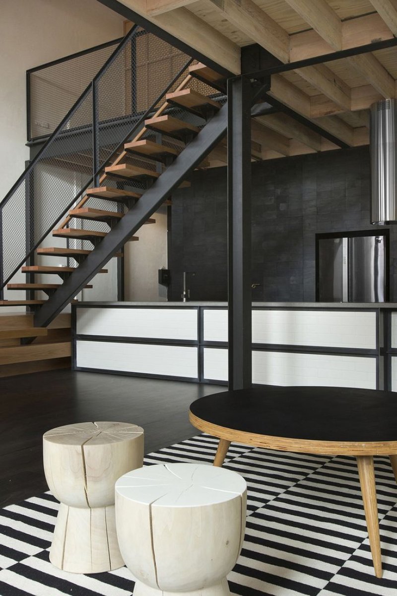 Нержавейка лестница loft style