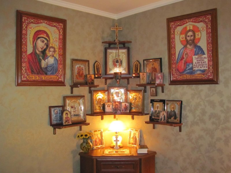 Какие иконы должны быть обязательно в доме