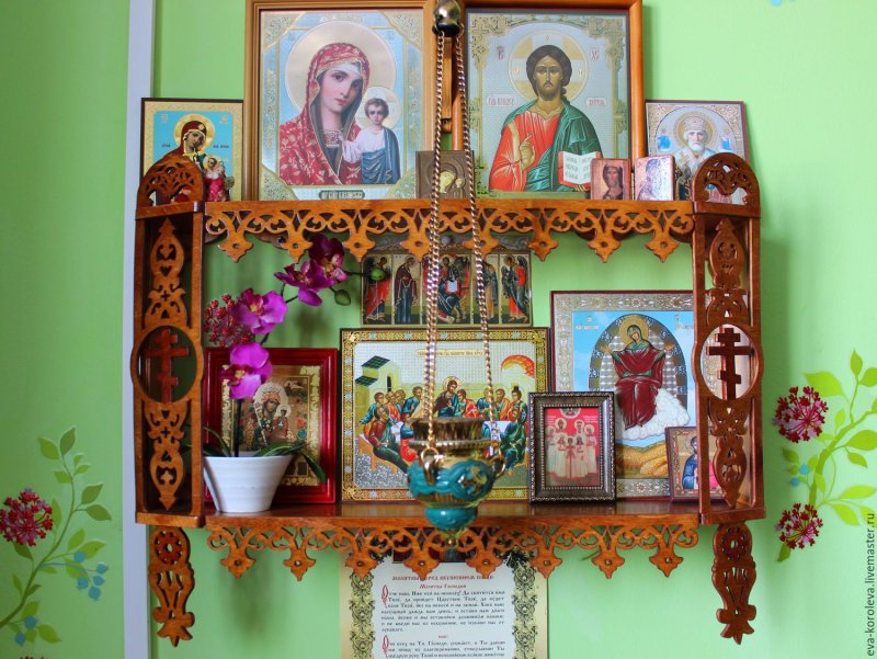 Иконостас домашний угловой