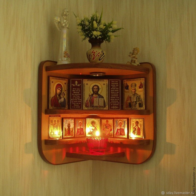 Домашний иконостас софрино
