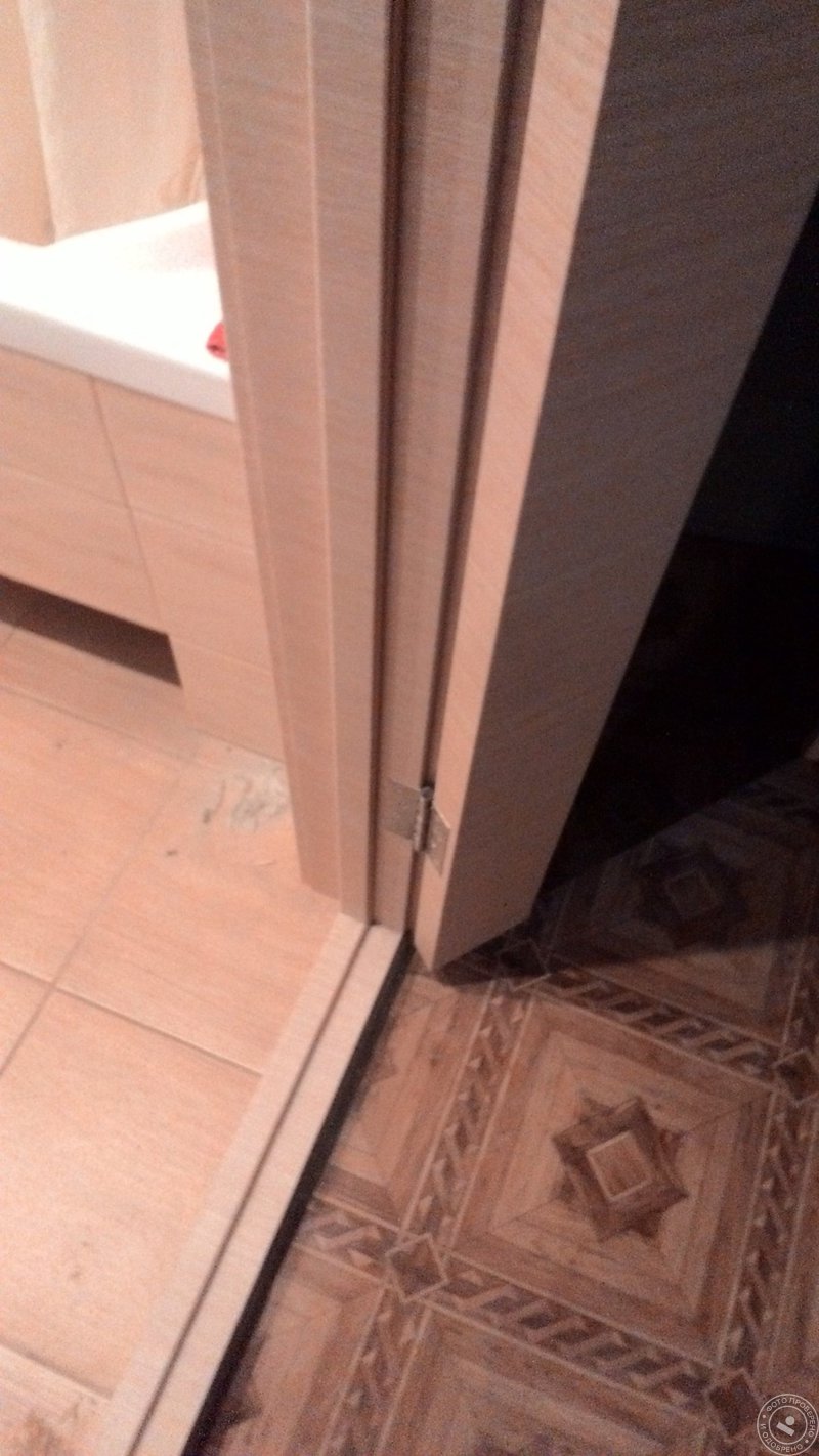 Межкомнатная дверь с порогом