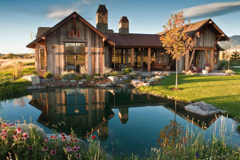Modern farmhouse